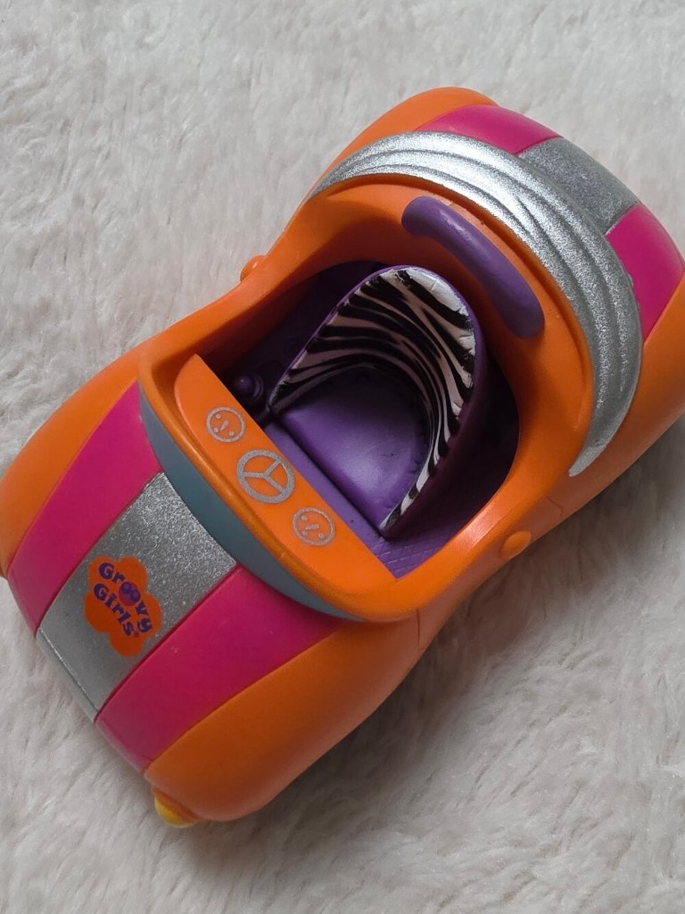 Vintage 2003 Manhattan Toy Groovy Girls Minis Super Speedster Car Orange Pink